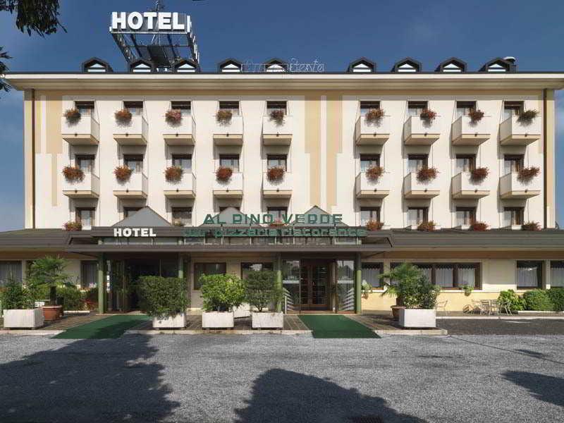 Hotel Al Pino Verde กัมโปซัมปิเอโร ภายนอก รูปภาพ
